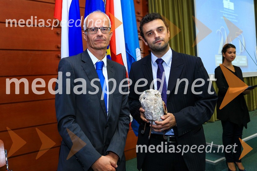 prof. dr. Miroslav Premrov, dekan, Fakulteta za gradbeništvo, Univerza v Mariboru;  ... 20. obletnica Fakultete za gradbeništvo, prometno inženirstvo in arhitekturo Maribor