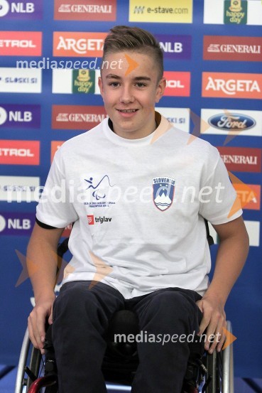  Jernej  Slivnik, smučarPredstavitev smučarskih reprezentanc