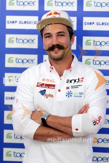  Filip Flisar, smučar prostega slogaPredstavitev smučarskih reprezentanc