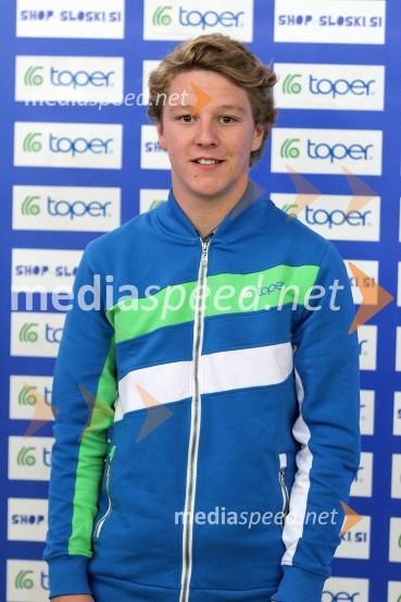  Maj Štirn, smučar prostega slogaPredstavitev smučarskih reprezentanc