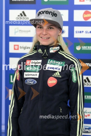  Špela Rogelj, smučarska skakalkaPredstavitev smučarskih reprezentanc