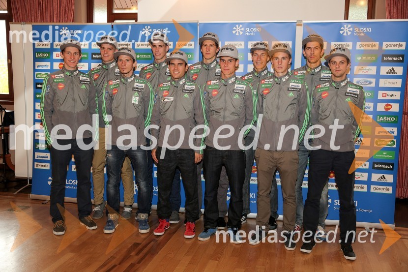 Smučarski skoki, moška ekipaPredstavitev smučarskih reprezentanc