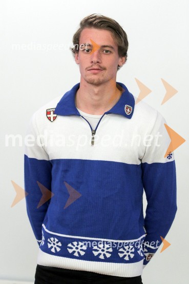  Jure  Aleš, telemark smučarPredstavitev smučarskih reprezentanc