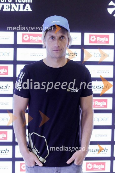  Matevž  Pristavc, deskar na sneguPredstavitev smučarskih reprezentanc