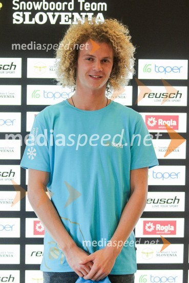  Aljoša Krivec,  deskar na sneguPredstavitev smučarskih reprezentanc