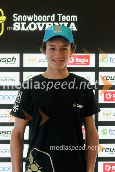  Max  Kralj Kos, deskar na sneguPredstavitev smučarskih reprezentanc