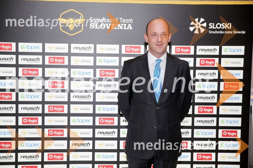 dr. Jurij  Žurej, direktor Smučarske zveze SlovenijePredstavitev smučarskih reprezentanc