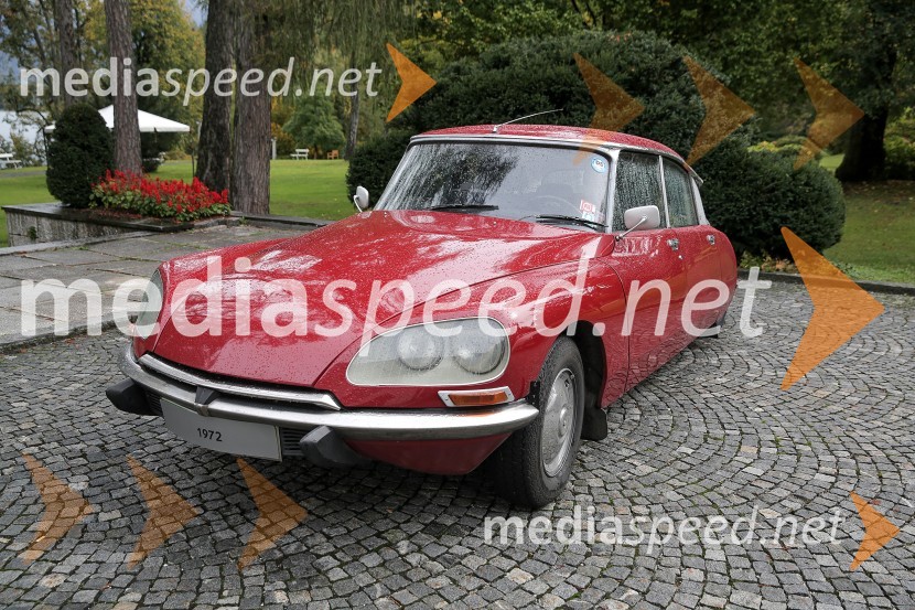 Vozilo DSNovinarska konferenca ob 60.obletnici avtomobila DS iz leta 1955