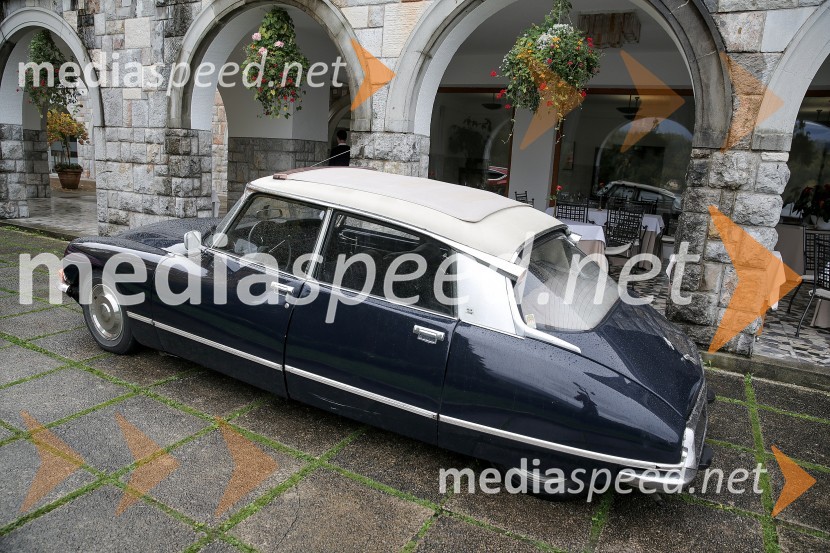 Vozilo DSNovinarska konferenca ob 60.obletnici avtomobila DS iz leta 1955