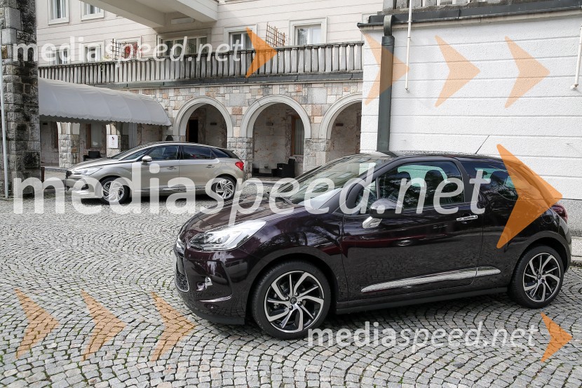 Vozilo DSNovinarska konferenca ob 60.obletnici avtomobila DS iz leta 1955