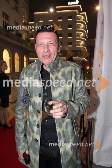  Aleš Uranjek, glasbeni menedžerSoba 102 praznovala 1. rojstni dan