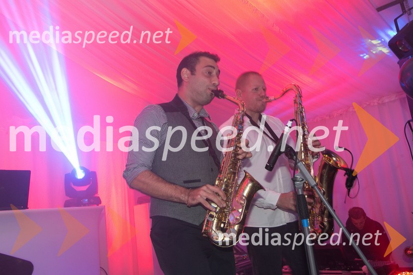 Soba 102 praznovala 1. rojstni dan