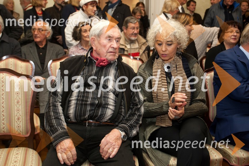  Jurij  Souček, igralec;  Alja Predan, umetniška direktorica Festivala Borštnikovo srečanje50. Borštnikovo srečanje, otvoritev razstave in festivala