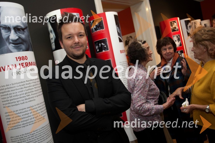  Denis Bende Živčec, novinar, Večer50. Borštnikovo srečanje, otvoritev razstave in festivala