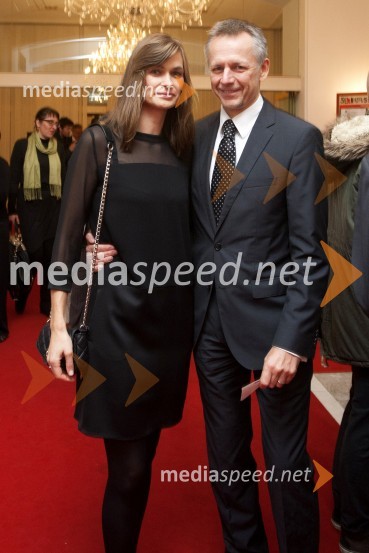  Mojca Perc;  Andrej Kac, odvetnik50. Borštnikovo srečanje, otvoritev razstave in festivala