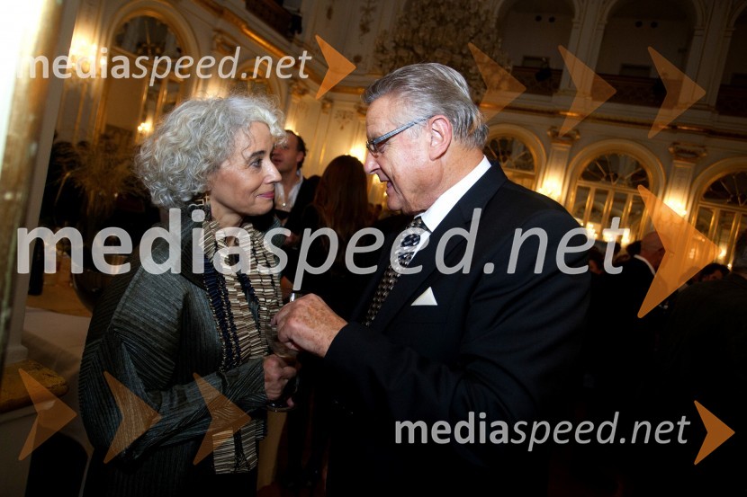  Alja Predan, umetniška direktorica Festivala Borštnikovo srečanje;  ... 50. Borštnikovo srečanje, otvoritev razstave in festivala