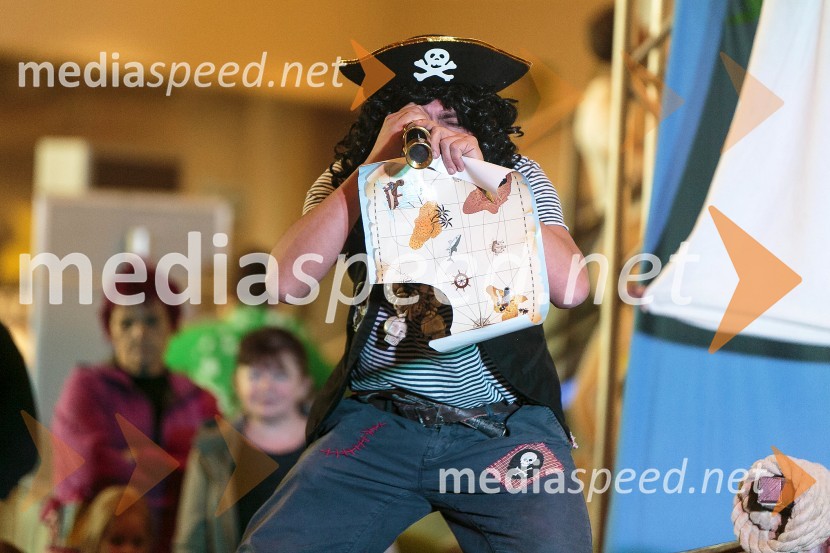 Otroška predstava PIKA NOGAVIČKA in potovanje na otok zakladovPlanet Tuš fest Kranj