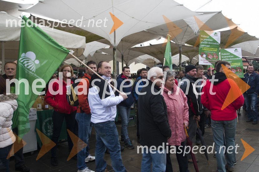 Protest kmetov na mariborski tržnici