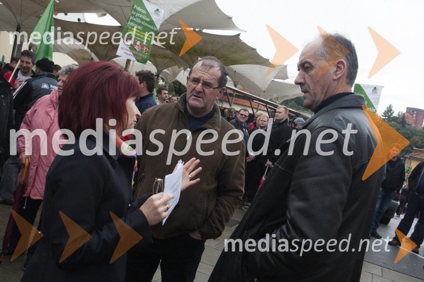 Protest kmetov na mariborski tržnici