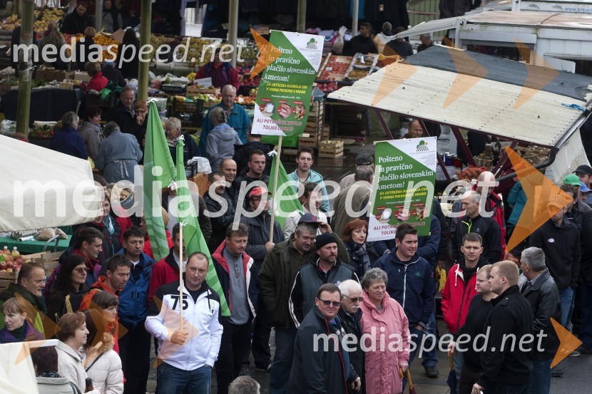 Protest kmetov na mariborski tržnici