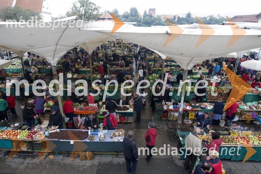 Protest kmetov na mariborski tržnici