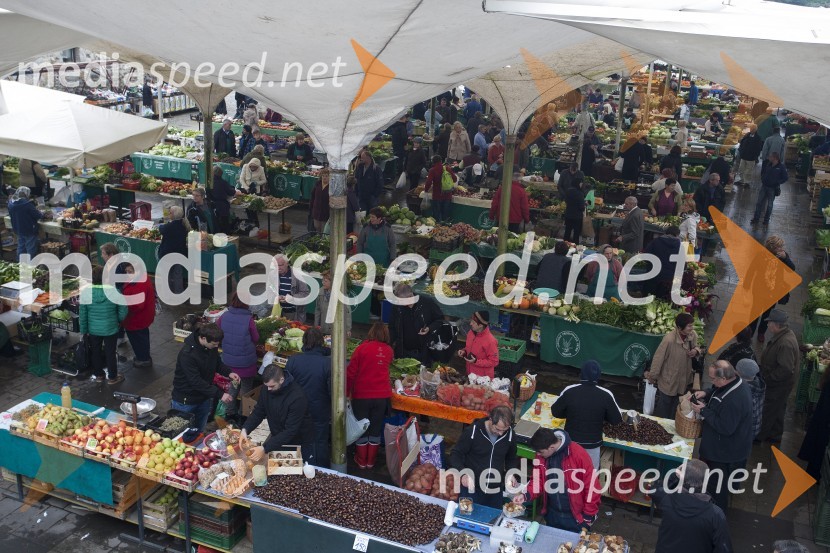 Protest kmetov na mariborski tržnici