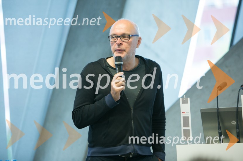  Miha Mazzini, pisatelj, kolumnist, scenaristAkademija Prva 2015