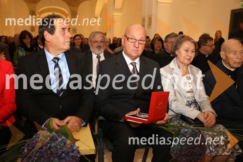  Stanko  Zorec;  Martin  Benko, predsednik društva Sožitje Maribor;  Vera FegušJožef Smej postal častni občan Mestne občine Maribor