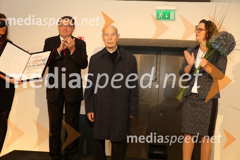 dr. Andrej Fištravec, župan, Mestna občina Maribor; dr. Jožef Smej, mariborski pomožni škof;  Lidija Divjak Mirnik, direktorica Študentskih domov UM, mestna svetnica MOM (LPR)Jožef Smej postal častni občan Mestne občine Maribor