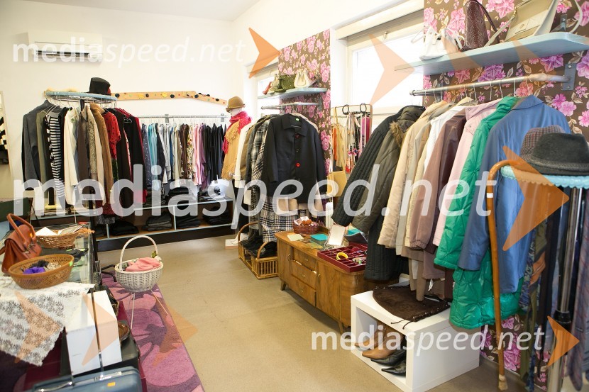 V Centrih ponovne uporabe najdemo marsikaj uporabnega in s tem pomagamo sebi, okolju in širši družbi.Mladi, samostojnost, okoljska ozaveščenost in pomen ponovne uporabe