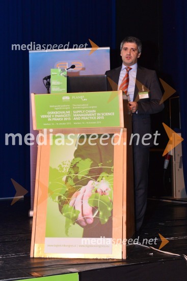 Oskrbovalne verige v znanosti in praksi 2015, logistični kongres, 1. dan