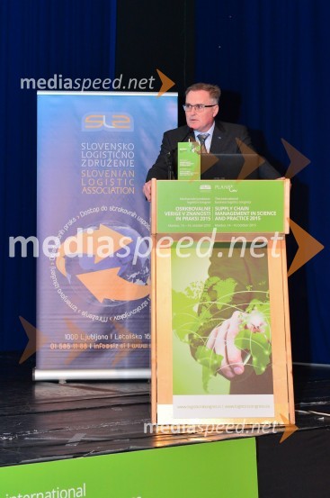 izr. prof. dr. Bojan Rosi, dekan, Fakulteta za logistiko, Univerza v MariboruOskrbovalne verige v znanosti in praksi 2015, logistični kongres, 1. dan