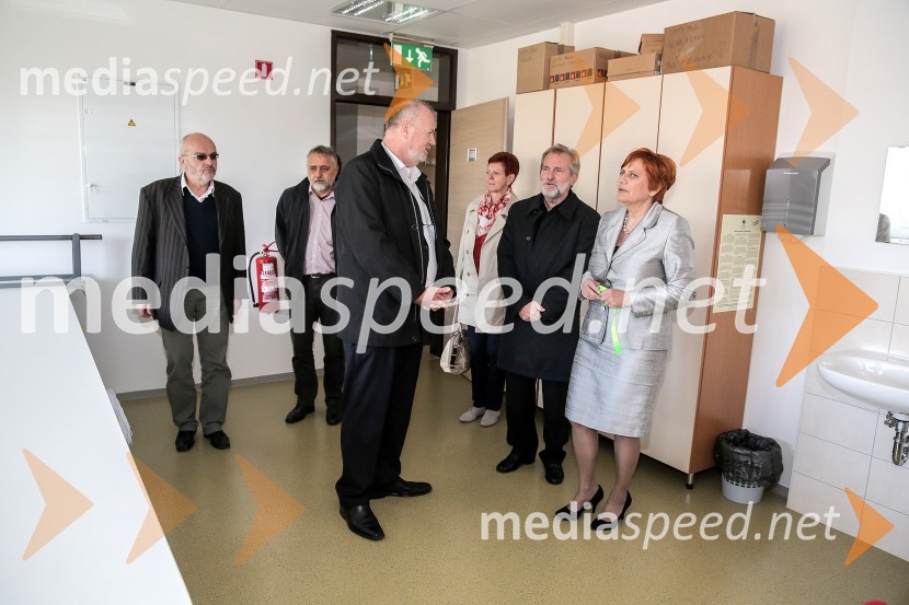  ... ;  ... ;  ... ;  ... ;  ... ;  Mira Potokar, direktorica, ŽELVA podjetje za usposabljanje in zaposlovanje invalidov, d.o.o.Odprtje novih poslovnih prostorov podjetja Želva d.o.o.