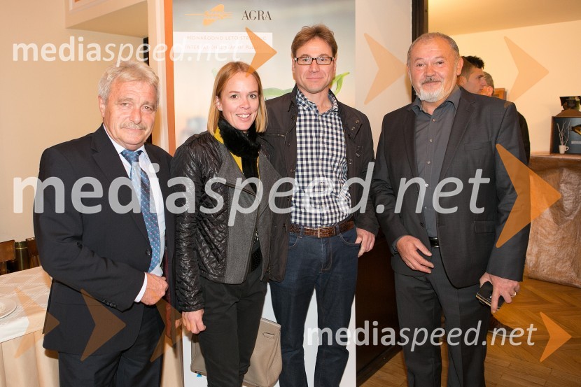 dr. Mojmir Wondra, Biotehniška fakulteta, Univerza v Ljubljani;  Nina Levičnik, organizatorka Vinske poti;  ... ;  Rado Stojanovič, organizator Salona penečih vin, Slovenskega festivala vin, Martinovanja v Ljubljani, Ljubljanske vinske potiViva il vino predstavlja 5 vinskih državnih prvakov