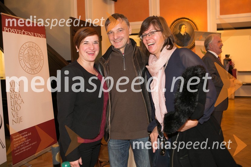  Monika  Maček, Radgonske gorice d.d.;  ... ;  ... Viva il vino predstavlja 5 vinskih državnih prvakov