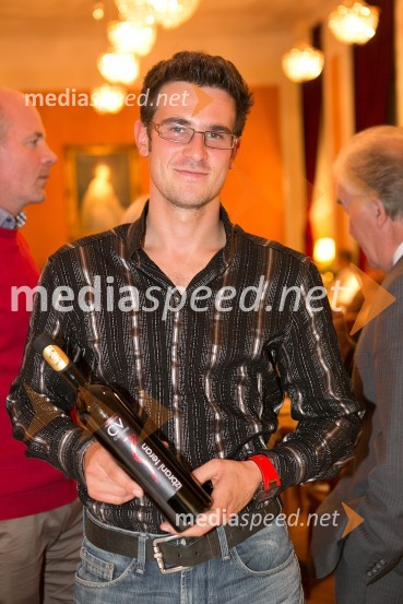  Matej Colja, Vina ColjaViva il vino predstavlja 5 vinskih državnih prvakov