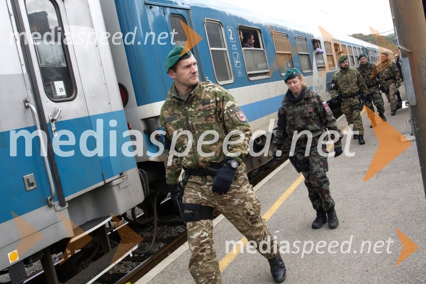 Ponovno prihod večjih skupin beguncev na  mejnem prehodu Šentilj
