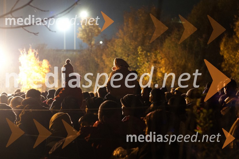 Ponovno prihod večjih skupin beguncev na  mejnem prehodu Šentilj