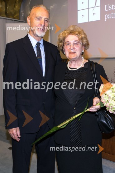  ... ; prof. dr. Alenka Šivic Dular, jezikoslovka, slavistka, nagrajenka Škrabčeve ustanovePodelitev nagrad in štipendij Škrabčeve ustanove 2015