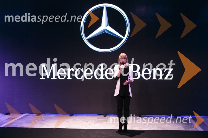  Metka  Kejžar, vodja marketinga in odnosov z javnostmi, Autocommerce d.o.o.Mercedes-Benz Fashion Week: Predavanje Roberta Lešnika - Mercedes Design