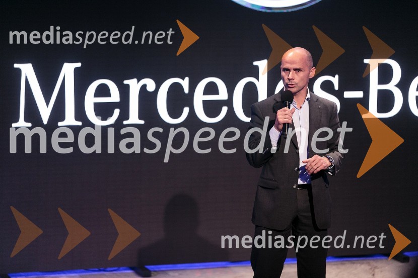  Andrej Bergant, direktor prodaje, Autocommerce d.o.o.Mercedes-Benz Fashion Week: Predavanje Roberta Lešnika - Mercedes Design