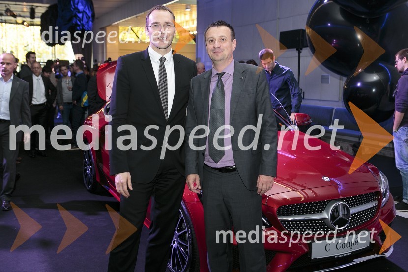  Rasto Oderlap, direktor, podjetje Autocommerce d.o.o.;  Anton  Horvatič, direktor prodaje Erste Card d.o.o.Mercedes-Benz Fashion Week: Predavanje Roberta Lešnika - Mercedes Design