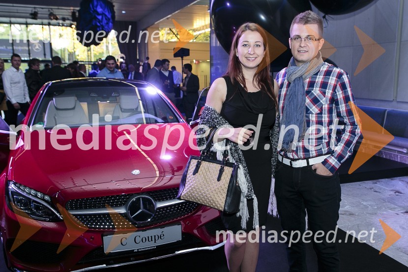  Natalija Hočevar;  Rok Britovšek, predsednik Mercedes-Benz Klub SlovenijaMercedes-Benz Fashion Week: Predavanje Roberta Lešnika - Mercedes Design