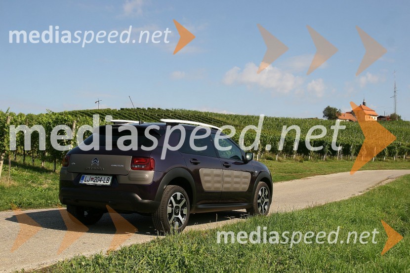 Citroën C4 Cactus Shine 1.6 BlueHDiCitroën C4 Cactus Shine 1.6 BlueHDi, mediaspeed test