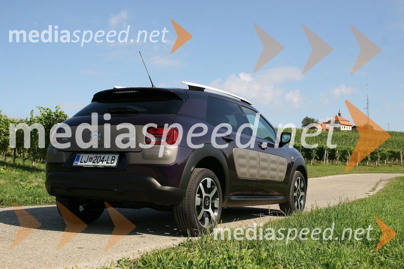 Citroën C4 Cactus Shine 1.6 BlueHDiCitroën C4 Cactus Shine 1.6 BlueHDi, mediaspeed test