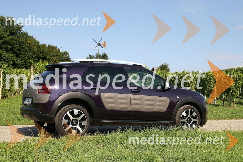 Citroën C4 Cactus Shine 1.6 BlueHDiCitroën C4 Cactus Shine 1.6 BlueHDi, mediaspeed test