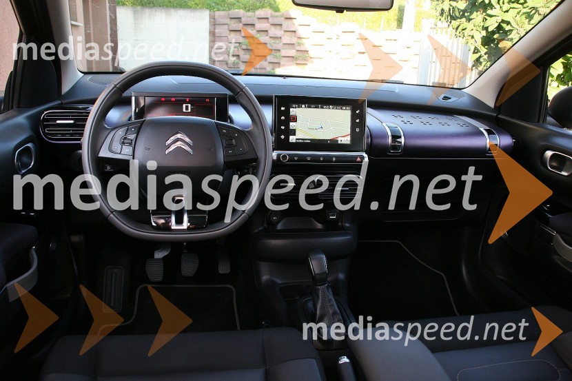 Citroën C4 Cactus Shine 1.6 BlueHDi, sofisticirano delovno okoljeCitroën C4 Cactus Shine 1.6 BlueHDi, mediaspeed test