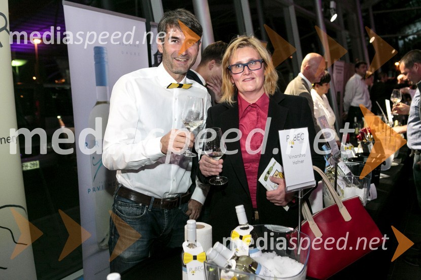  Robert  Hafner, Vinarstvo Hafner;  Klaudija Šturm, tajnica, Rotary Kluba Maribor Park1. Salon štajerskih mladih vin, PUBEC 2015