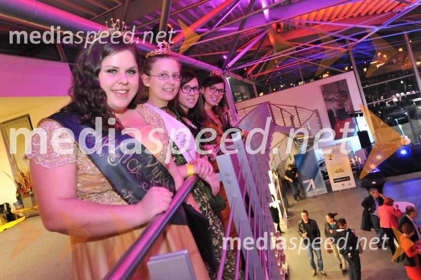 Vinske kraljice1. Salon štajerskih mladih vin, PUBEC 2015