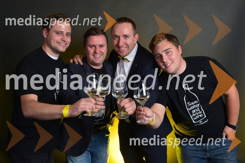  Matevž  Pepelnik;  Peter Rataj, Vinske Brbončice;  Borut  Cvetko, kreativni direktor Mediaspeed;  Žan  Krajnc, Vinske brbončice1. Salon štajerskih mladih vin, PUBEC 2015